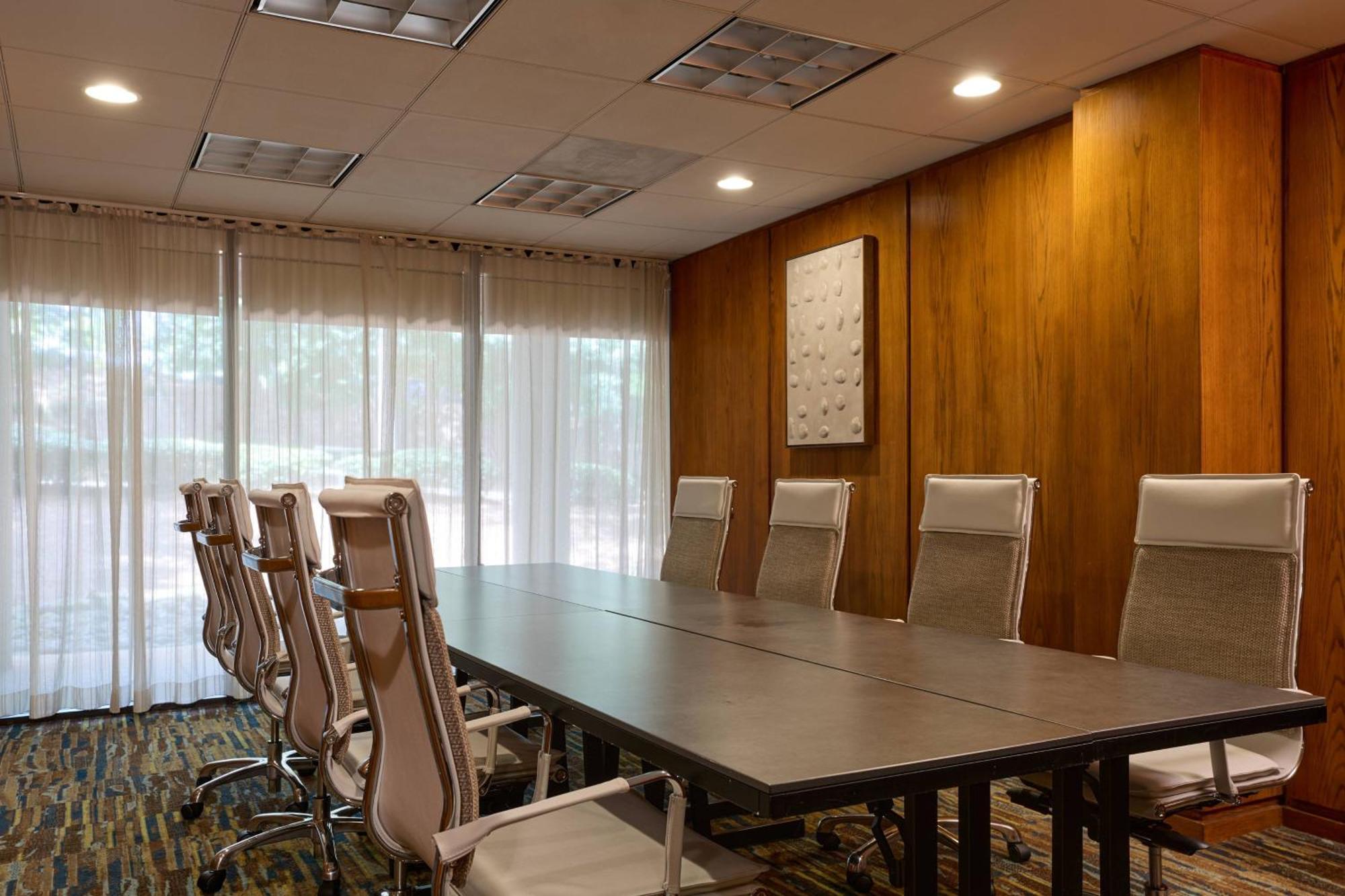 The Westin Atlanta Airport Hotel 4*